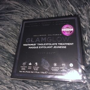 GLAMGLOW youthmud tinglexfoliate treatment masque